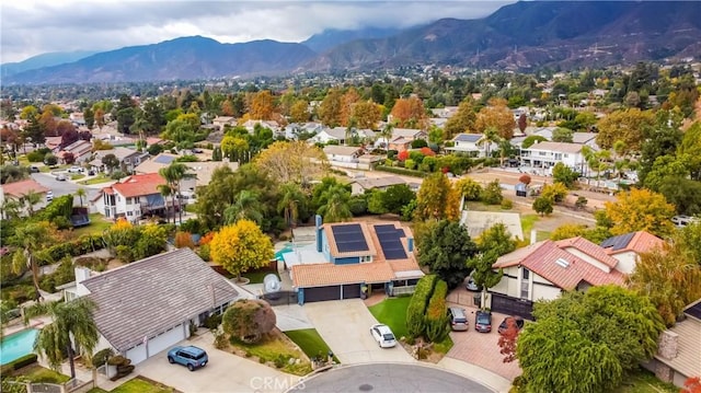 bird's eye view featuring a mountain view