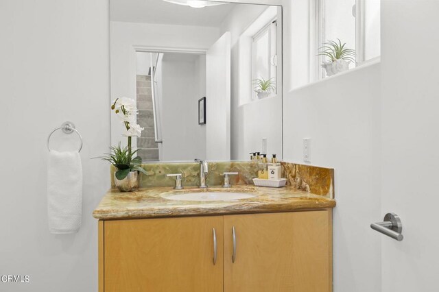 3757 Ocean Dr, Oxnard, CA 93035 - bathroom featuring vanity
