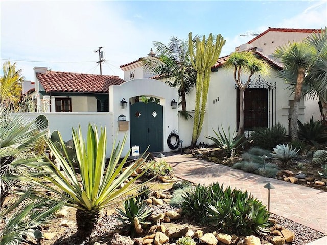 view of mediterranean / spanish home