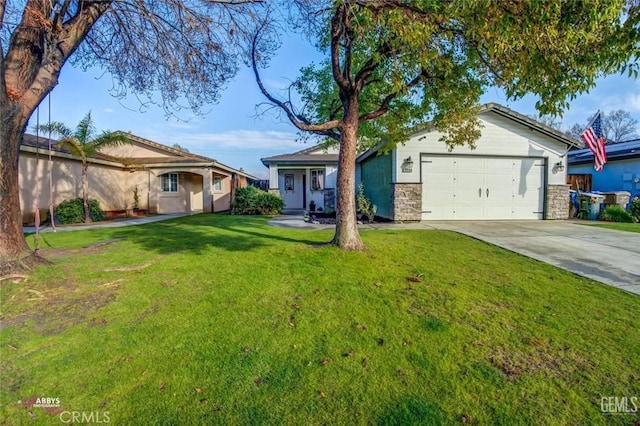 ranch-style home featuring a garage and a front lawn