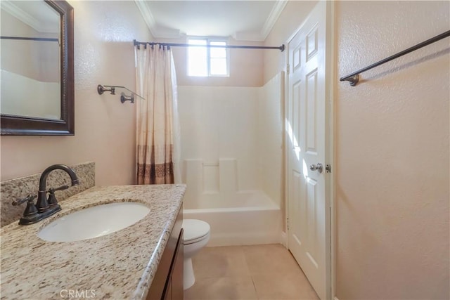 full bathroom featuring ornamental molding, vanity, shower / tub combo with curtain, and toilet