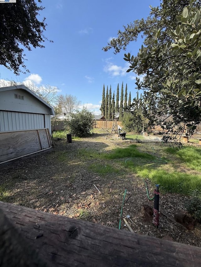 Listing photo 2 for 635 Hayes Ave, Livermore CA 94550