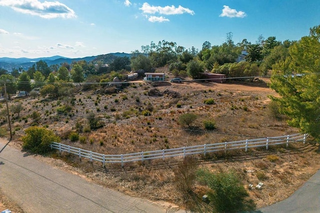 Listing photo 2 for 11541 Turner Heights Dr, Escondido CA 92026