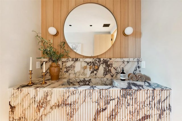 19845 Santa Rita St, Woodland Hills, CA 91364 - interior details with visible vents and backsplash