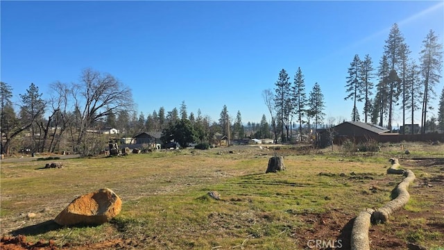 Listing photo 3 for 5619 Sawmill Rd, Paradise CA 95969