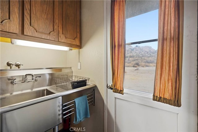 kitchen featuring a mountain view