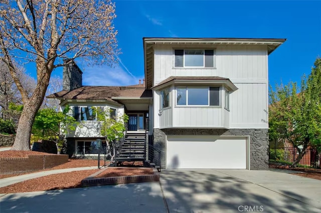 view of front of house with a garage