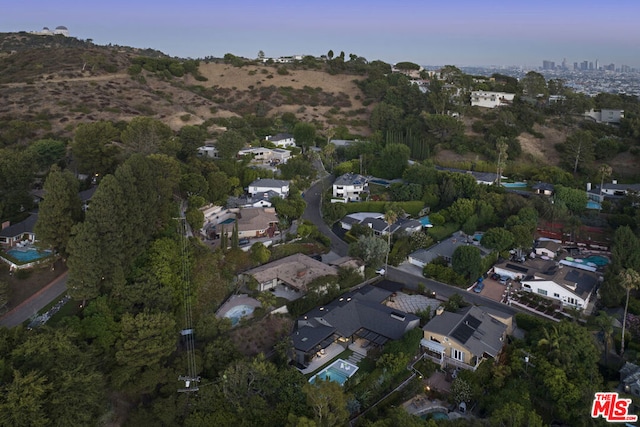 view of aerial view at dusk