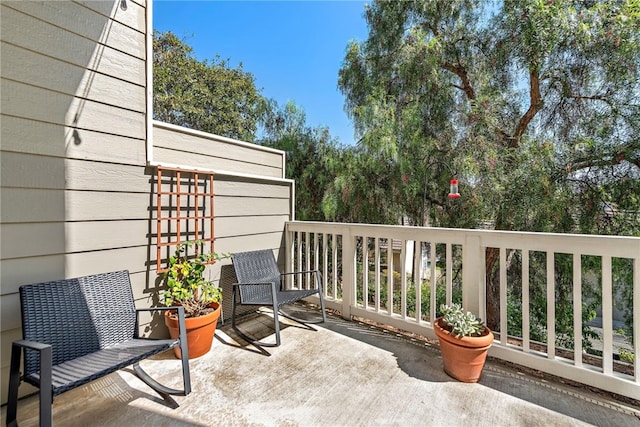 33144 Ocean Rdg, Dana Point, CA 92629 - view of patio with a balcony