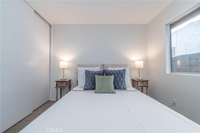 view of carpeted bedroom