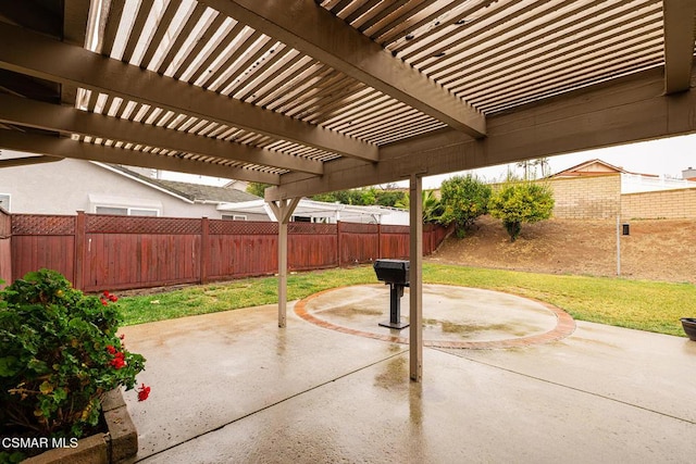 view of patio featuring a pergola