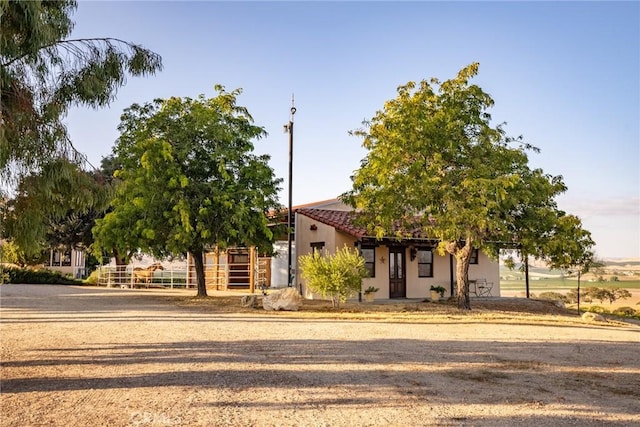 view of front of property