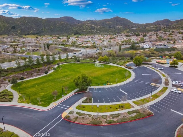 bird's eye view featuring a mountain view