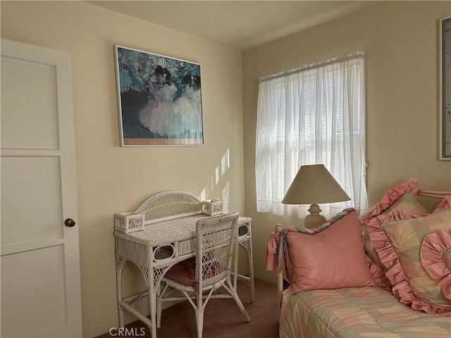 sitting room featuring carpet floors