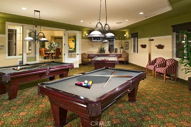 rec room featuring carpet flooring and billiards