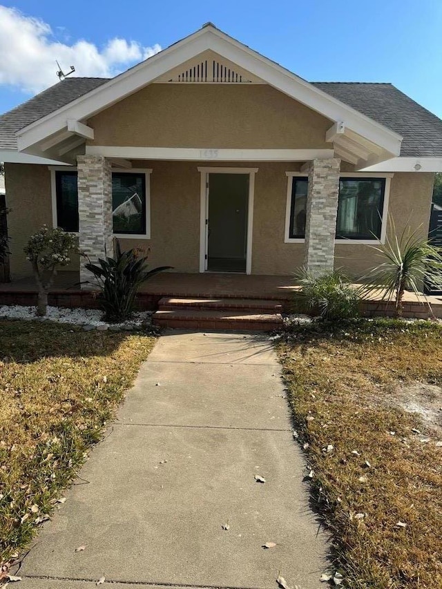 view of front facade with a porch