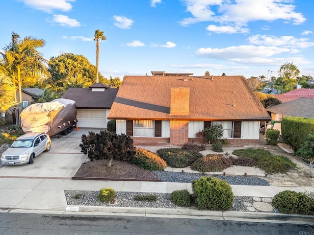 view of front of property featuring a garage