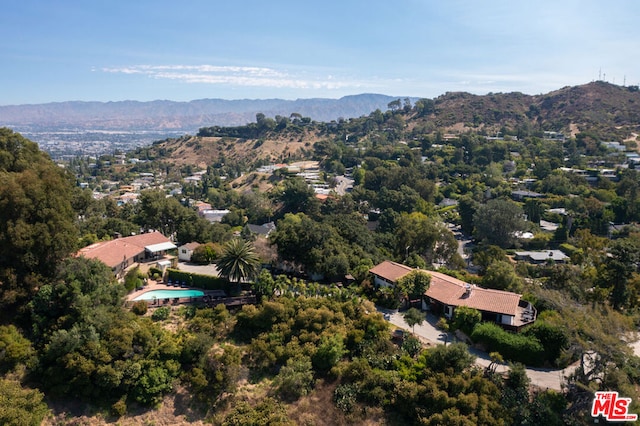 bird's eye view with a mountain view