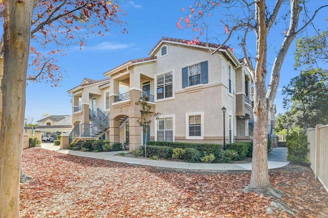 view of mediterranean / spanish-style home