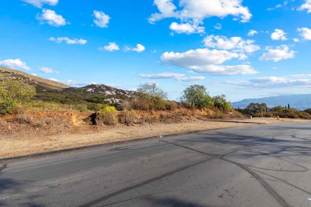 Listing photo 3 for 87 Presilla Dr, Jamul CA 91935