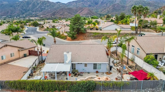 bird's eye view featuring a mountain view