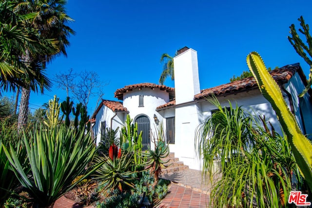 view of mediterranean / spanish house