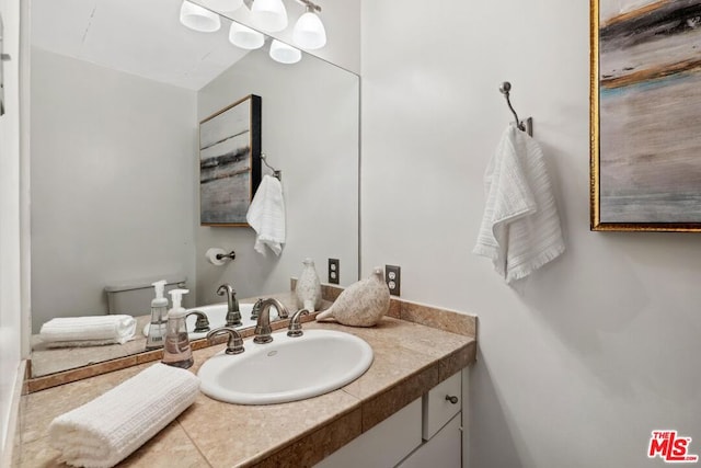 bathroom with vanity