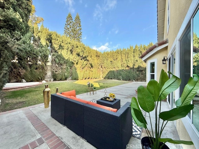 view of patio featuring an outdoor living space