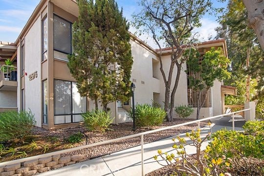 12575 Oaks N Dr Unit 224, San Diego, CA 92128 - exterior space