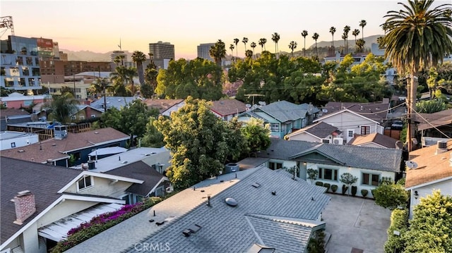 view of aerial view at dusk