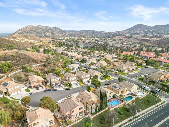 bird's eye view with a mountain view