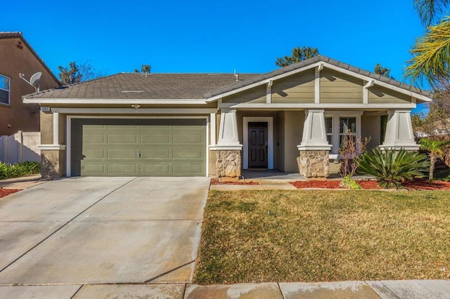 craftsman inspired home with stucco siding, a front yard, fence, a garage, and driveway