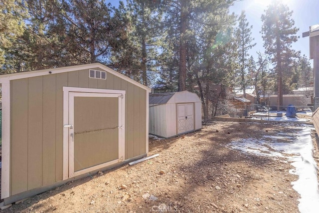 view of outbuilding