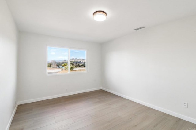 empty room featuring light hardwood / wood-style flooring