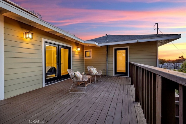 view of deck at dusk