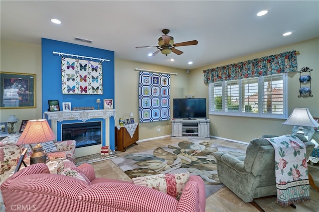 living room featuring ceiling fan