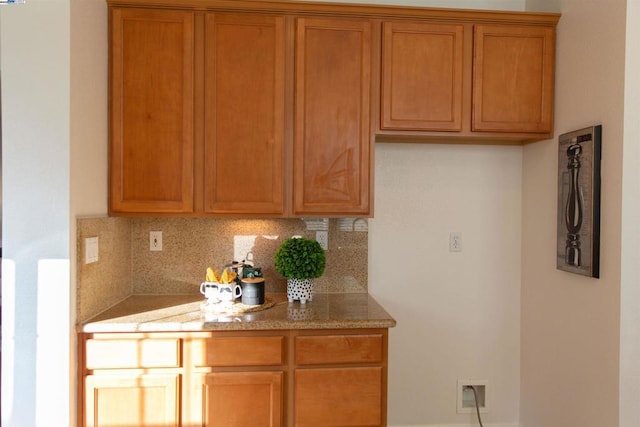 kitchen with backsplash