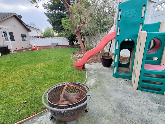 view of yard featuring a playground