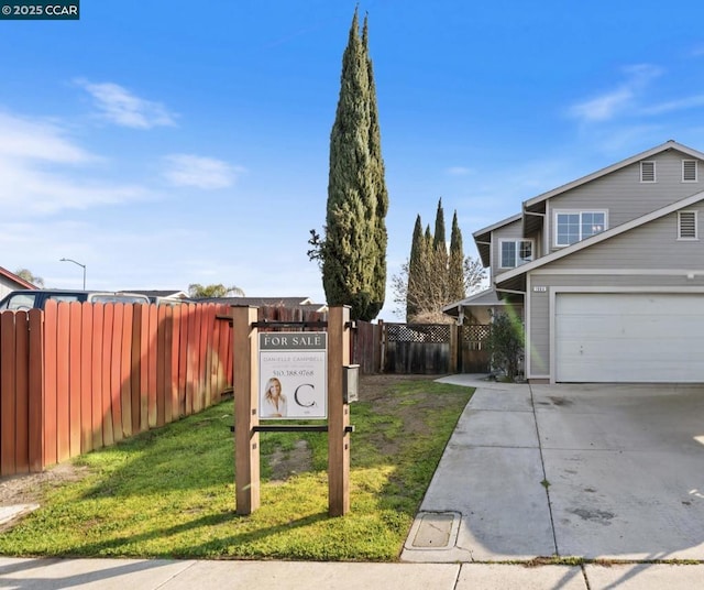 exterior space featuring a yard