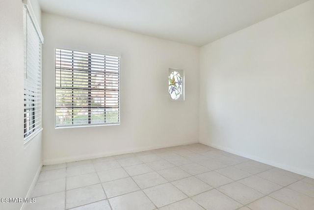 empty room featuring a healthy amount of sunlight