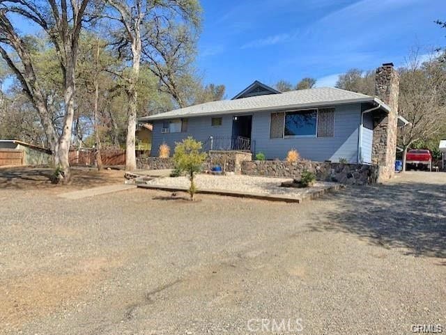 14650 Pearl Ave, Clearlake, CA 95422 - view of front facade with a chimney