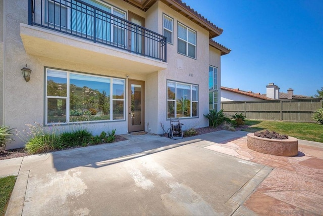 exterior space featuring a patio