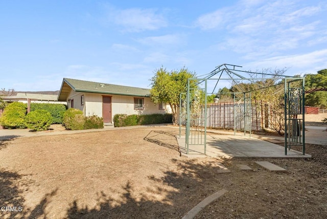 view of front facade featuring a patio