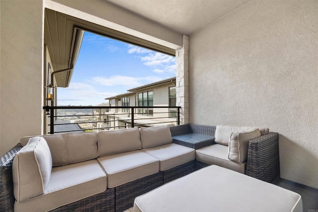 balcony featuring an outdoor hangout area