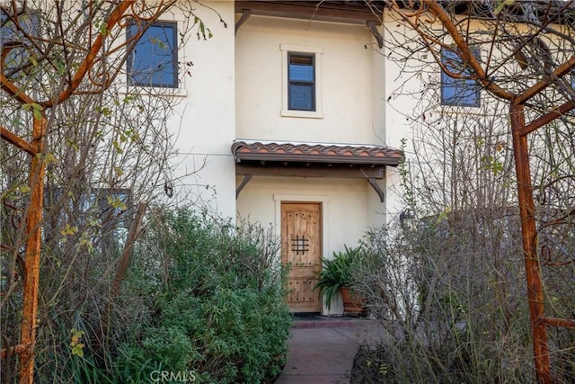 view of property entrance