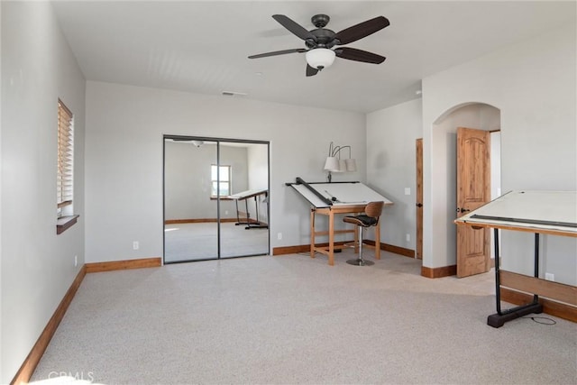 miscellaneous room featuring ceiling fan