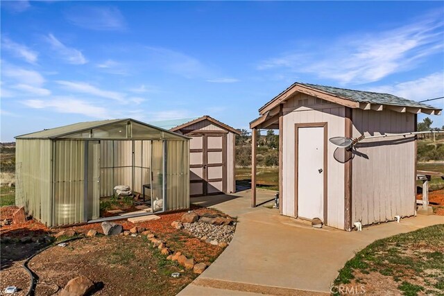 view of outbuilding