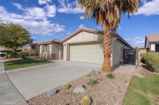 view of front of house with a garage