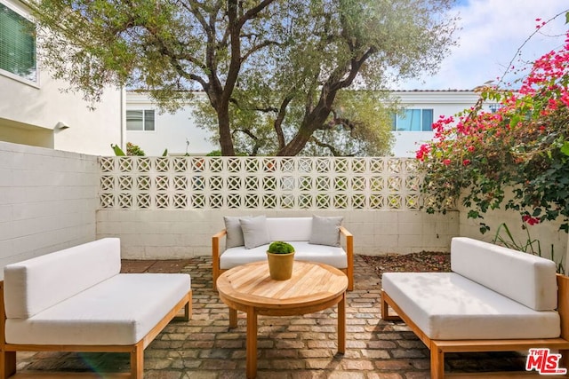 view of patio / terrace featuring outdoor lounge area