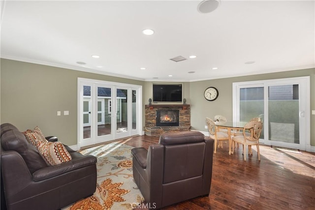 22052 Susan Ln, Huntington Beach, CA 92646 - living area featuring a fireplace, ornamental molding, wood finished floors, baseboards, and recessed lighting